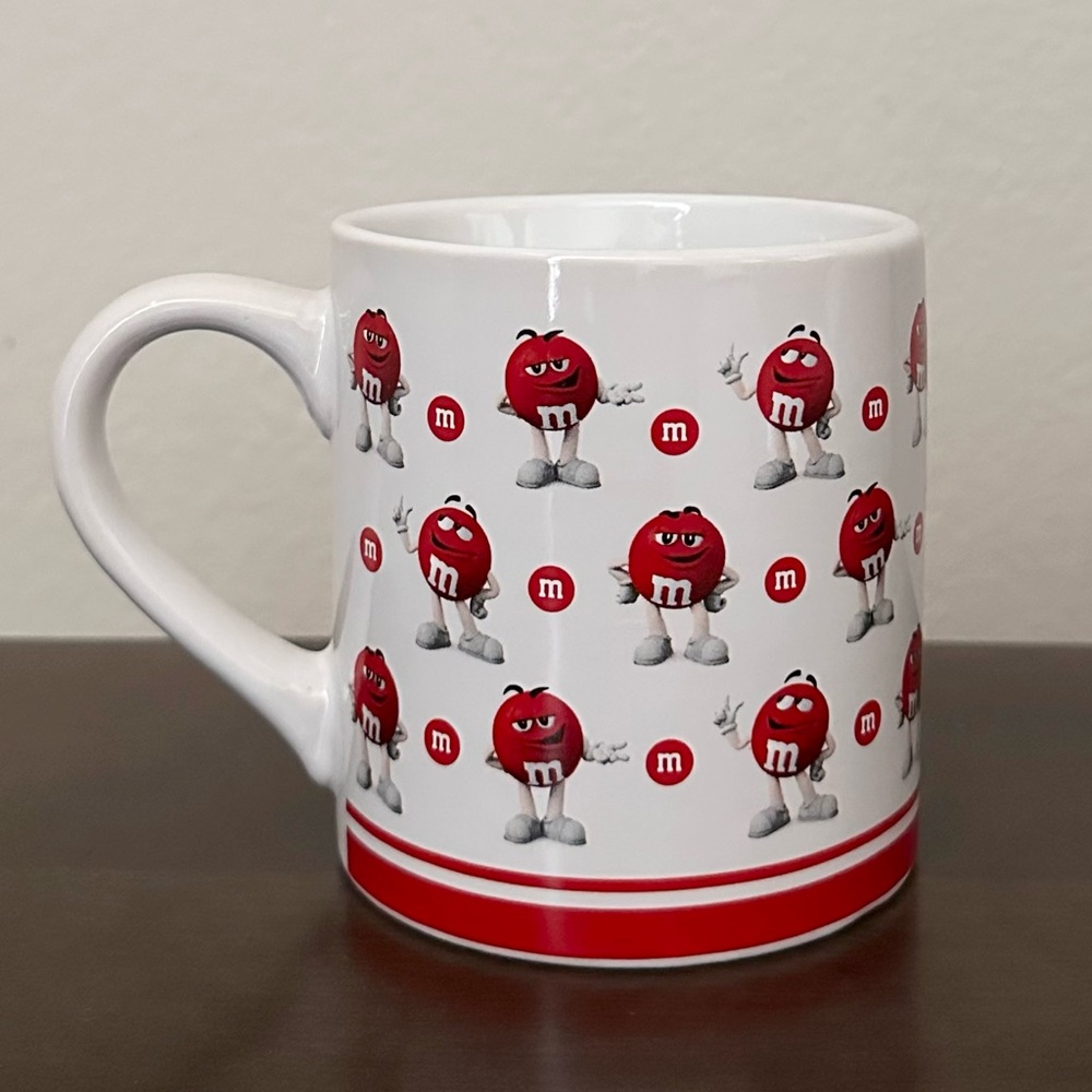 M&M'S Red‎ and White Patterned 16oz Mug. 2018 Mars Limited edition.